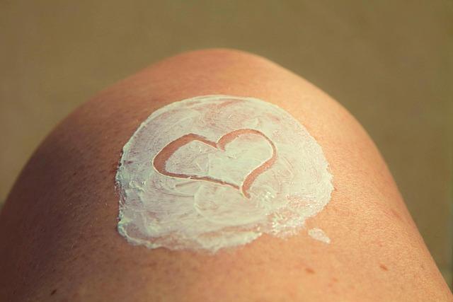 Choosing the Right Tinted Sunscreen for Your Skin Type