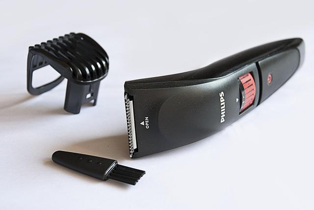 Essential Tools Every Hair Styling Kit Should Include