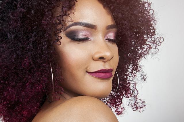 Essential Moisturizing Techniques to Enhance Definition