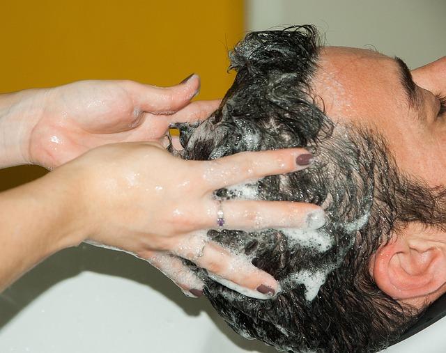 Choosing the Right Shampoo Based on Hair Type and Desired Results